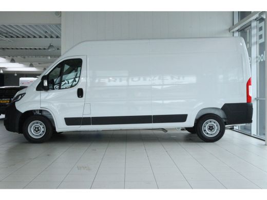 Peugeot Boxer 2.2 BlueHDi 140 S&S L3H2 3.5t | Cruise Control | Betimmering | Camera | Navi | LED | Carplay | Cl... ActivLease financial lease