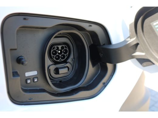 Renault Master T35 L2 H2 Extra long range 87 kWh ActivLease financial lease