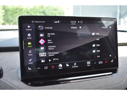 Skoda Enyaq iV 60 First Edition | ACC | Camera achter | Dode-hoek detectie | Elektrische stoelen met geheugen | ... ActivLease financial lease