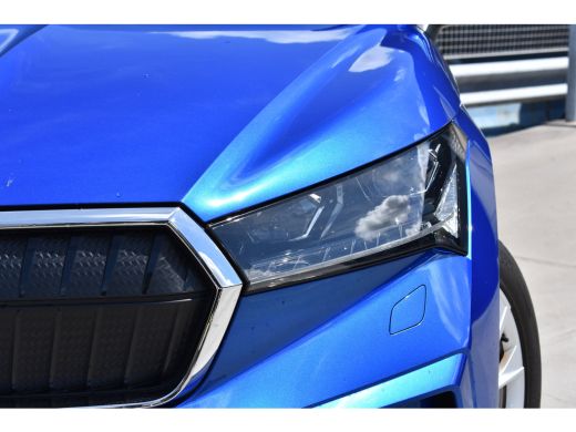 Skoda Enyaq iV 60 First Edition | ACC | Camera achter | Dode-hoek detectie | Elektrische stoelen met geheugen | ... ActivLease financial lease