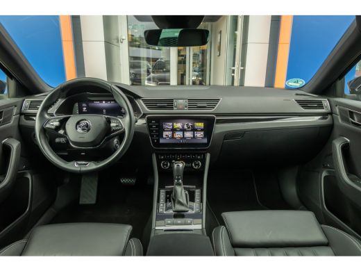 Skoda Superb Combi 1.4 TSI iV PHEV 218PK Laurin & Klement | Leder | Camera | Memory | Canton audio | Cruise ad... ActivLease financial lease