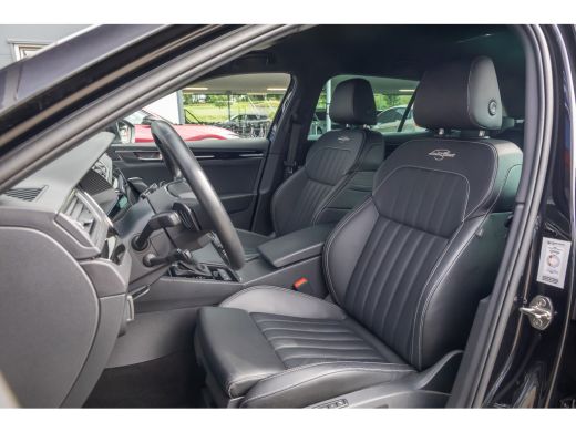 Skoda Superb Combi 1.4 TSI iV PHEV 218PK Laurin & Klement | Leder | Camera | Memory | Canton audio | Cruise ad... ActivLease financial lease