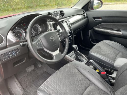 Suzuki Vitara 1.5 Hybrid Style | Stoelverwarming | Panodak | Keyless | Dodehoek detectie | ActivLease financial lease