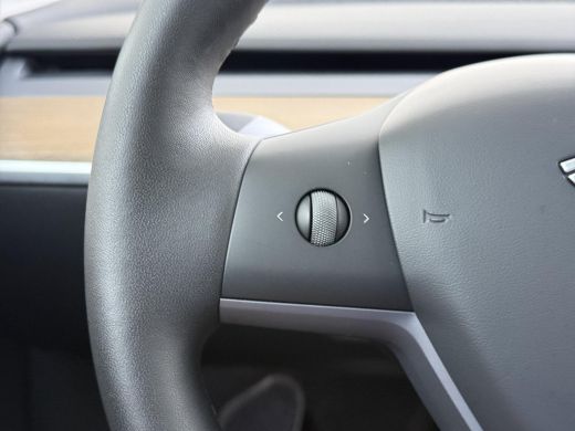 Tesla Model Y Long Range AWD 75 kWh SOH 95% |  TESLA FABRIEKSGARANTIE TOT 2027 | FABRIEKSGARANTIE OP ACCU & AAN... ActivLease financial lease