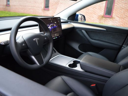 Tesla Model Y RWD 60 kWh | AMD Ryzen | Warmtepomp ActivLease financial lease