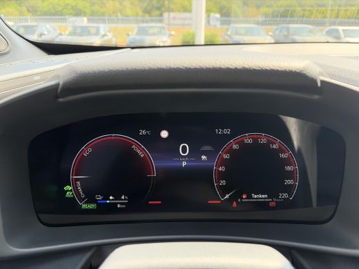 Toyota C-HR 220 Plug-in Hybride Premium ActivLease financial lease