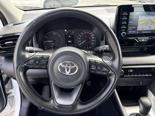 Toyota Yaris 1.5 Hybrid Active ActivLease financial lease