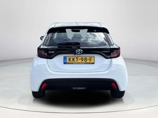 Toyota Yaris 1.5 Hybrid Active ActivLease financial lease