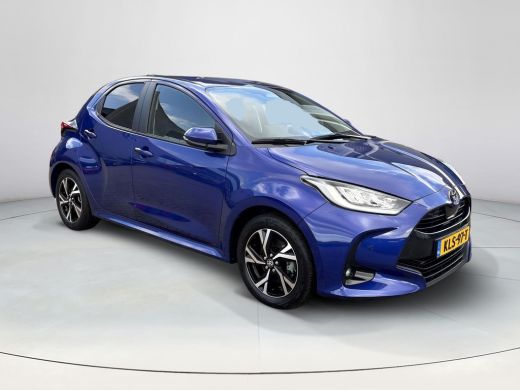 Toyota Yaris 1.5 Hybrid Dynamic **DODE HOEK DETECTIE/ PARKEERSENSOREN/ STOELVERWARMIING** ActivLease financial lease