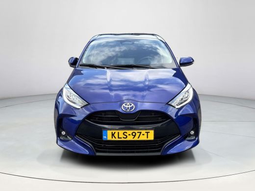Toyota Yaris 1.5 Hybrid Dynamic **DODE HOEK DETECTIE/ PARKEERSENSOREN/ STOELVERWARMIING** ActivLease financial lease
