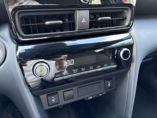 Toyota Yaris Cross 1.5 Hybrid 115 Dynamic **DODE HOEK DETECTIE/ PARKEERSENSOREN/ STOELVERWARMIING** ActivLease financial lease
