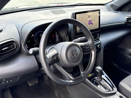 Toyota Yaris Cross 1.5 Hybrid 115 Dynamic **DODE HOEK DETECTIE/ PARKEERSENSOREN/ STOELVERWARMIING** ActivLease financial lease