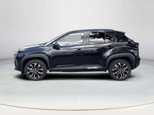 Toyota Yaris Cross 1.5 Hybrid 115 Dynamic **DODE HOEK DETECTIE/ PARKEERSENSOREN/ STOELVERWARMIING** ActivLease financial lease