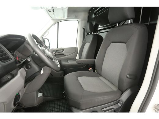 Volkswagen Crafter 2.0 TDI N1* 177PK L3H2 | Dubbellucht | 3500kg Trekgew. | Airco | Cruise | Camera | Carplay | Navi... ActivLease financial lease