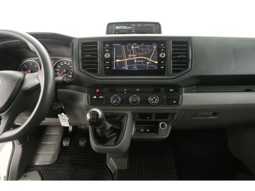 Volkswagen Crafter 2.0 TDI N1* 177PK L3H2 | Dubbellucht | 3500kg Trekgew. | Airco | Cruise | Camera | Carplay | Navi... ActivLease financial lease