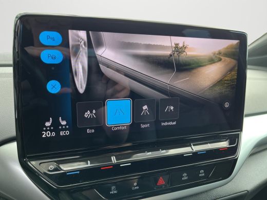 Volkswagen ID.4 Pro 77 kWh | Trekhaak | Clima | Stoelverwarming | ACC | App connect | SOH 94% | HUD | ActivLease financial lease