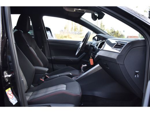 Volkswagen Polo GTI 2.0 TSI 210PK DSG GTI-SPORT IQ-LIGHT/PDC/CARPLAY ActivLease financial lease