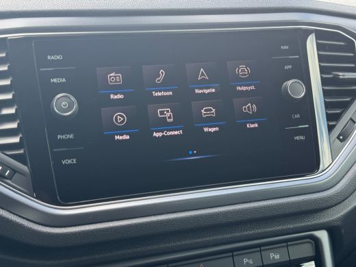 Volkswagen T-Roc 1.5 150pk TSI R-Line Navigatie 'Discover Media' | Achteruitrijcamera (Rear View) | 	Koplampverlic... ActivLease financial lease
