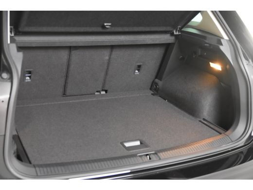 Volkswagen Tiguan 1.5 TSI ACT *1ste Eigenaar*Navigatie*Camera* ActivLease financial lease