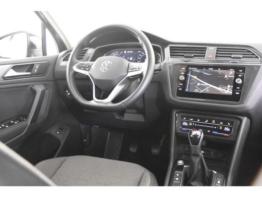 Volkswagen Tiguan 1.5 TSI ACT *1ste Eigenaar*Navigatie*Camera* ActivLease financial lease