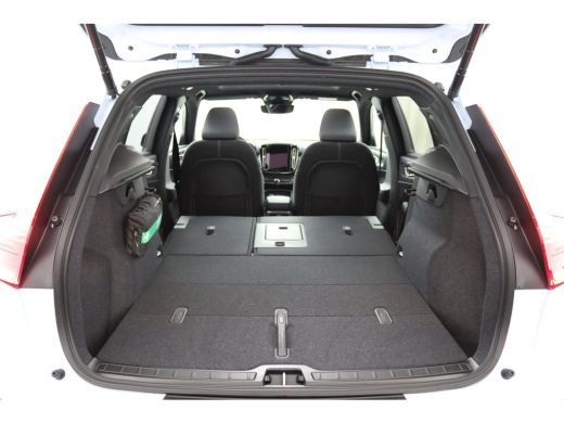 Volvo  EX40 Single Motor Extended Range Plus Dark 82 kWh | Panoramadak | Harman/Kardon | 360 Camera | Stoelve... ActivLease financial lease
