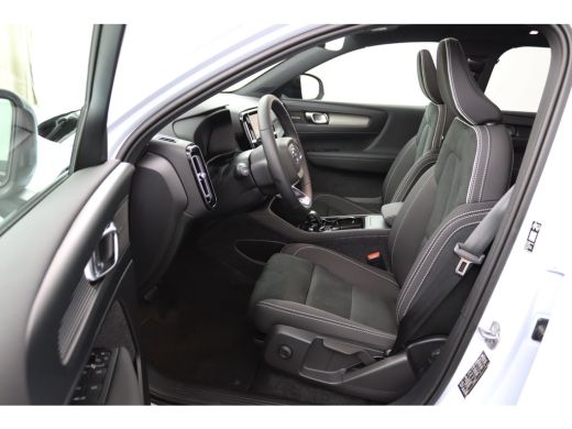 Volvo  EX40 Single Motor Extended Range Plus Dark 82 kWh | Panoramadak | Harman/Kardon | 360 Camera | Stoelve... ActivLease financial lease
