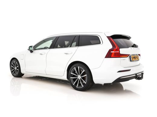 Volvo  V60 2.0 T6 Core Bright AWD (Plug-In) {SoH-97%} (INCL-BTW)  Aut. *FULL-LED | DIGI-COCKPIT | CAMERA | H... ActivLease financial lease