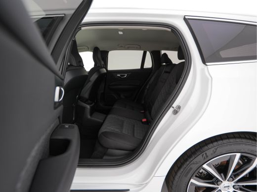Volvo  V60 2.0 T6 Core Bright AWD (Plug-In) {SoH-97%} (INCL-BTW)  Aut. *FULL-LED | DIGI-COCKPIT | CAMERA | H... ActivLease financial lease