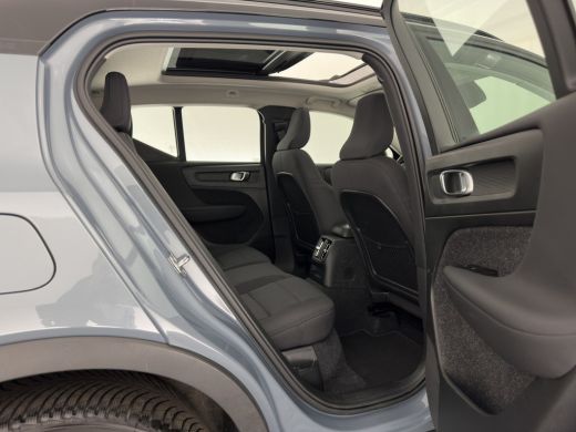 Volvo  XC40 1.5 T4 Recharge R-Design Expression {SoH-83%} (Plug-in) (INCL-BTW)  Aut. *PANO | DIGI-COCKPIT | H... ActivLease financial lease