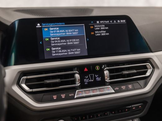 BMW 3 Serie Touring 320e High Executive 204Pk Automaat (APPLE CARPLAY, DEALER ONDERHOUDEN, GROOT NAVI, CAMERA... ActivLease financial lease