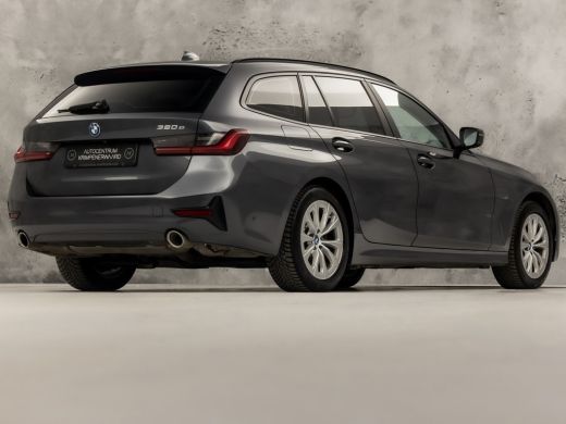 BMW 3 Serie Touring 320e High Executive 204Pk Automaat (APPLE CARPLAY, DEALER ONDERHOUDEN, GROOT NAVI, CAMERA... ActivLease financial lease