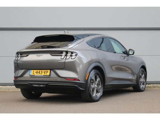 Ford Mustang Mach-E Mach-E Extended RWD 98 kWh | Leder | B&O | Elek. Achterklep | Camera | Adaptive Cruise | Stoel & ... ActivLease financial lease