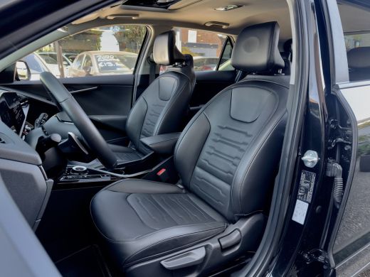 Kia Niro EV DYNAMICPLUSLINE SOH 100% 64.8KWH PANODAK LEDER NAVI CAMERA DIGI-DASH APPLE-CARPLAY HEAD-UP LED LM... ActivLease financial lease