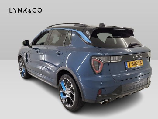 Lynk & Co 01 1.5 PHEV 262PK Adapt.Cruise 360&deg; Cam Carplay Zwarte Hemel Plug-in Stoelverw Vol opties! ActivLease financial lease