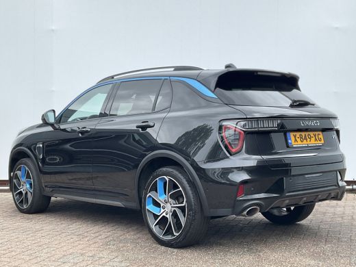 Lynk & Co 01 1.5 PHEV 262PK Zwarte Hemel 2024 Adapt.Cruise 360&deg; Cam Carplay Plug-in Stoelverw Vol opties! ActivLease financial lease
