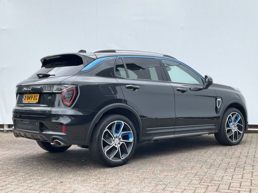 Lynk & Co 01 1.5 PHEV 262PK Zwarte Hemel 2024 Adapt.Cruise 360&deg; Cam Carplay Plug-in Stoelverw Vol opties! ActivLease financial lease