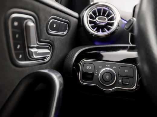 Mercedes-Benz A-Klasse 250 AMG Sport 224Pk Automaat (PANORAMADAK, MEMORY SEATS, 360 CAMERA, BURMESTER, GROOT NAVI, SFEER... ActivLease financial lease