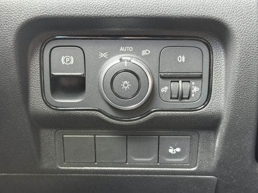 Mercedes-Benz eCitan 112 51 kWh L2 284 WLTP 98,8 (SOH)  Camera MBUX Trekhaak 75kW Snelladen Apple Carplay Cruise Control ActivLease financial lease