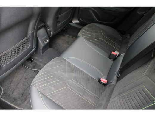 Peugeot 2008 1.2 Hybrid 145 GT | Automaat | Navigatie | Camera voor + achter | Massage | Stoelverwarming | Alc... ActivLease financial lease
