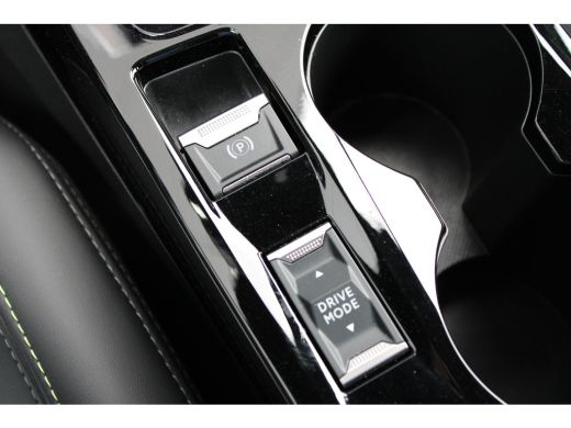 Peugeot 2008 1.2 Hybrid 145 GT | Automaat | Navigatie | Camera voor + achter | Massage | Stoelverwarming | Alc... ActivLease financial lease