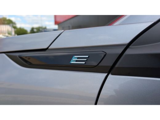 Peugeot e-2008 EV Allure Avantage 54 kWh | 96% SOH | 360&deg; Camera | Adaptive Cruise Control | Apple Carplay / And... ActivLease financial lease