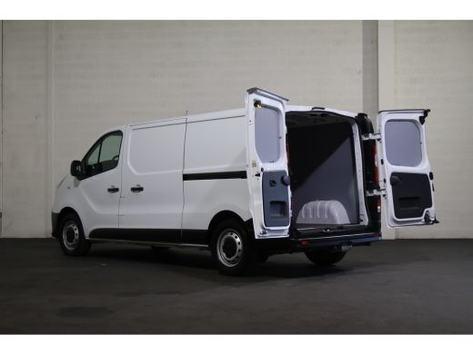 Renault Trafic 2.0 dCi 120pk L2 H1 2x Schuifdeur Airco Navigatie Trekhaak ActivLease financial lease