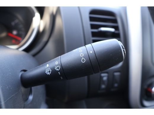 Renault Trafic 2.0 dCi 120pk L2 H1 2x Schuifdeur Airco Navigatie Trekhaak ActivLease financial lease