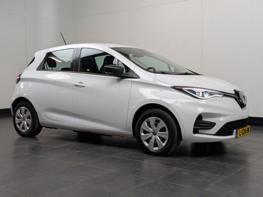 Renault ZOE R110 Life Carshare 52 kWh l Eigen Accu l SOH 100% l Cr Control l Navigatie l Climatronic l Parkee... ActivLease financial lease