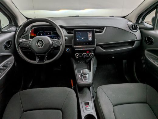 Renault ZOE R110 Life Carshare 52 kWh l Eigen Accu l SOH 100% l Cr Control l Navigatie l Climatronic l Parkee... ActivLease financial lease