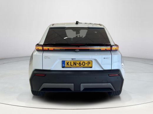 Toyota C-HR+ First Edition 77 kWh ActivLease financial lease
