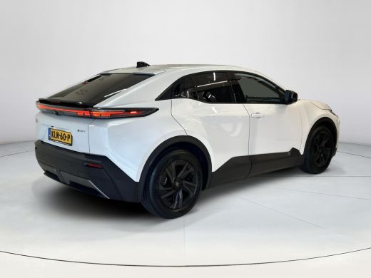 Toyota C-HR+ First Edition 77 kWh ActivLease financial lease