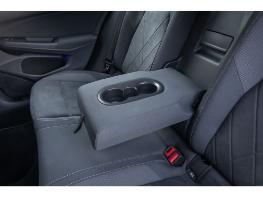 Volkswagen Golf 1.0 eTSI Life Business | Massage | Memory | Stoel+stuur verwarming | Cruise adaptief | Dodehoek d... ActivLease financial lease