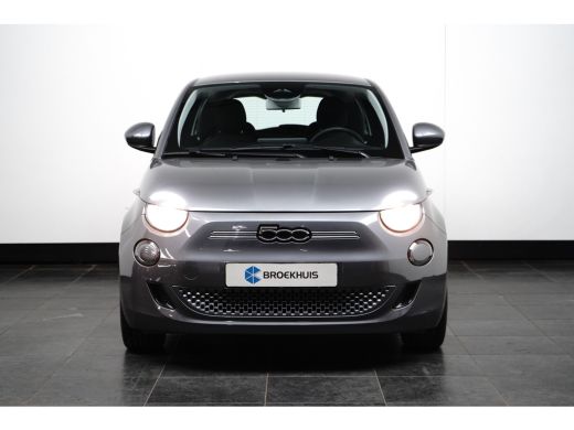 Fiat 500 Icon 42 kWh / Navigatie / Camera / Carplay / ECC / 16'' LMV ActivLease financial lease