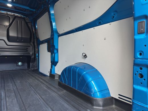 Ford E-Transit 340L2H1 218pk Limited 65kWh | Driver Ass. Pack Ultimate | LED Matrix | B&O | 360&deg; Camera | 2+3 ja... ActivLease financial lease